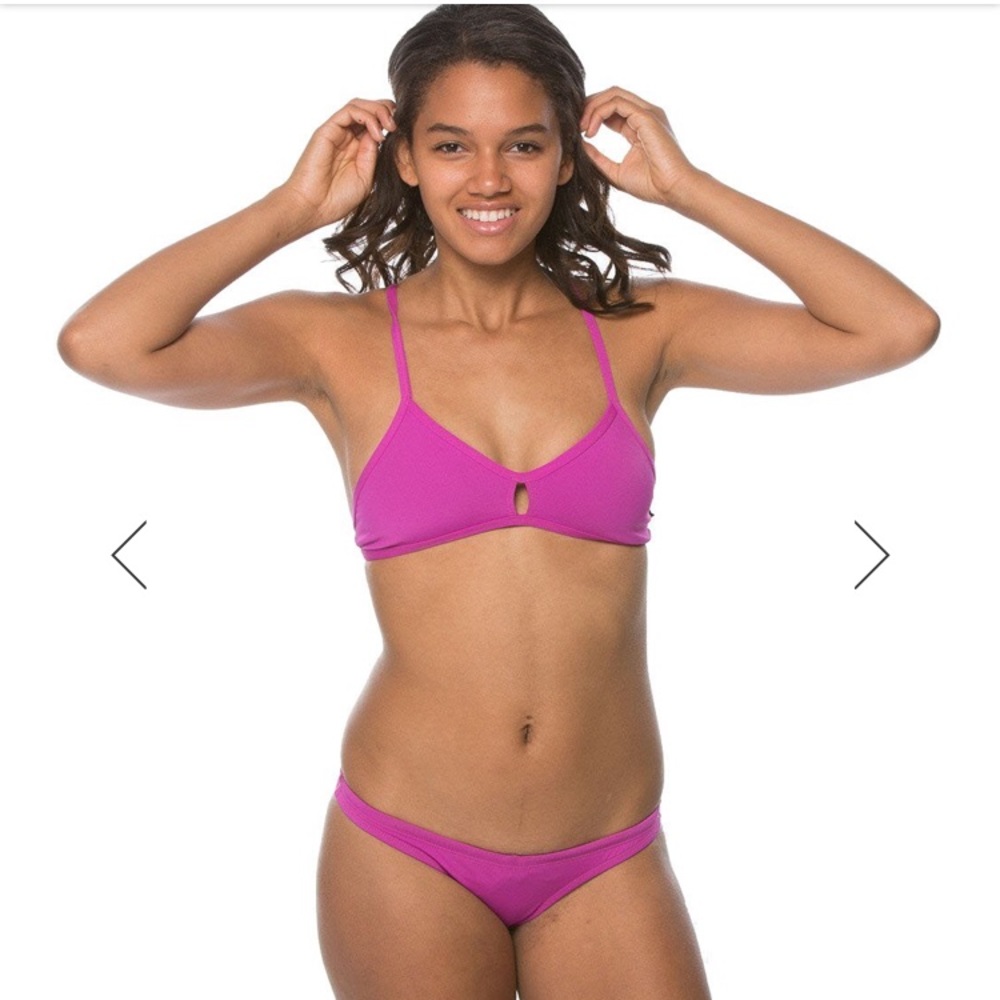 Jolyn Vent Top